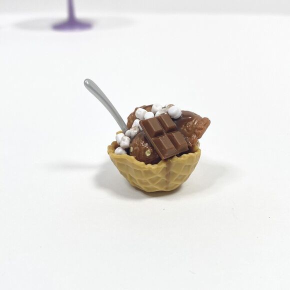 Completed Miniverse Make it Mini Food Tiramisu Ice Cream Sundae Waffles Finished - Picture 15 of 16